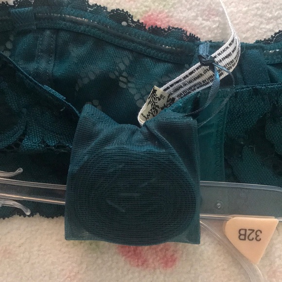 Free People Love Letters Strapless Lace Bra NWOT - Picture 5 of 8